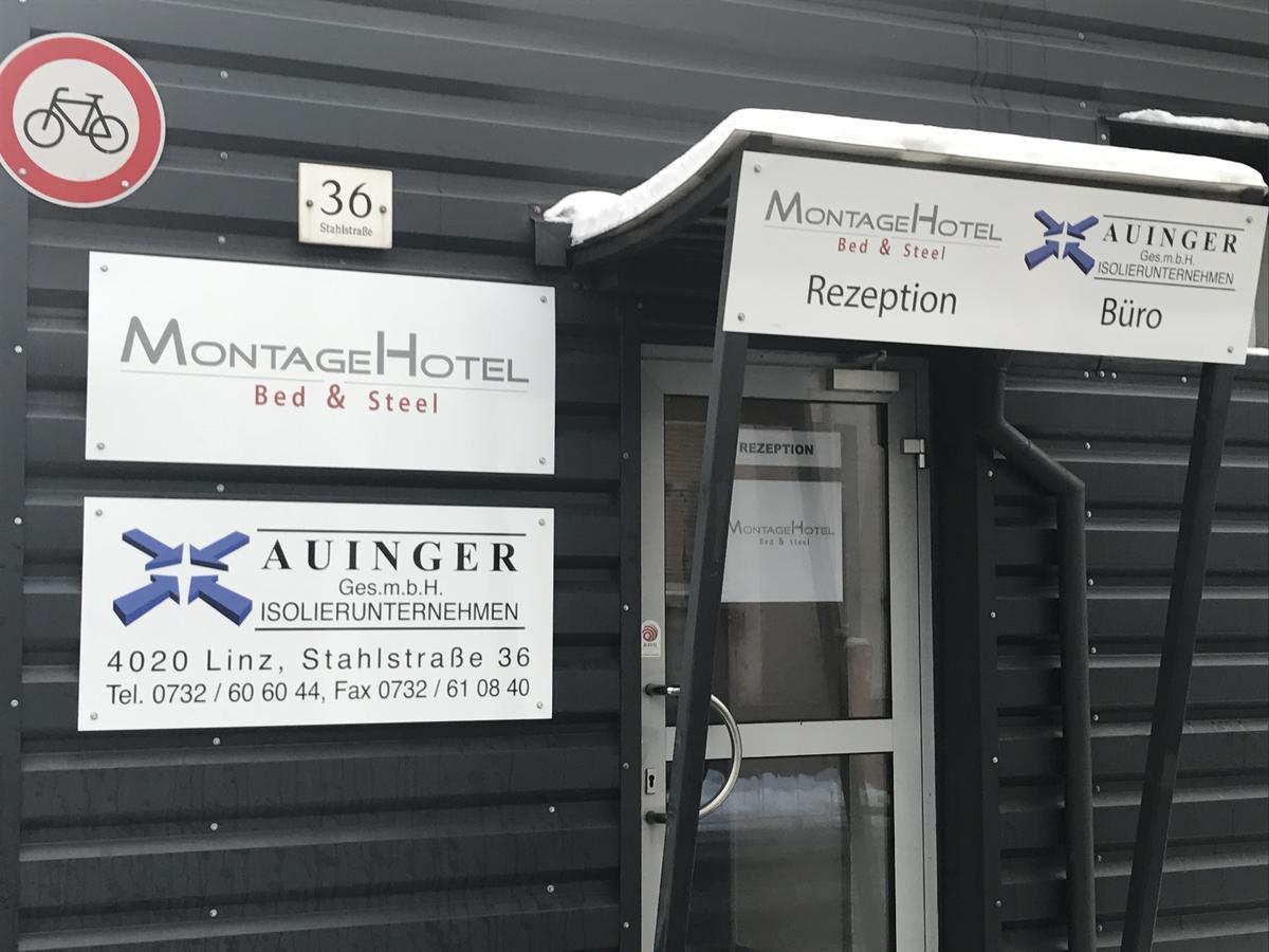 Montagehotel Bed & Steel Linz Esterno foto
